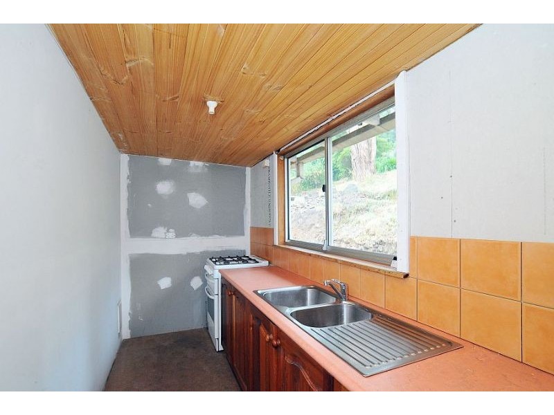 65 Ternes Road, Upwey VIC 3158