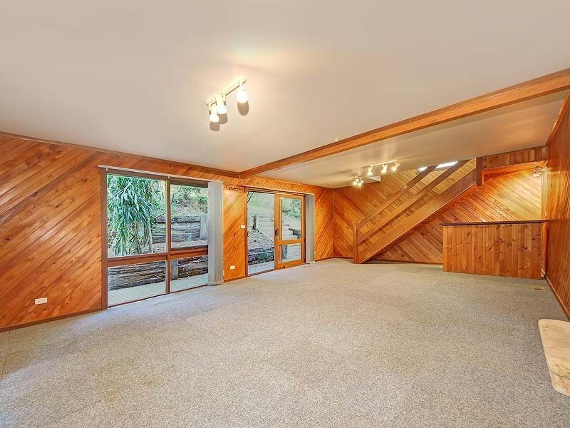 6 James Street, Selby VIC 3159