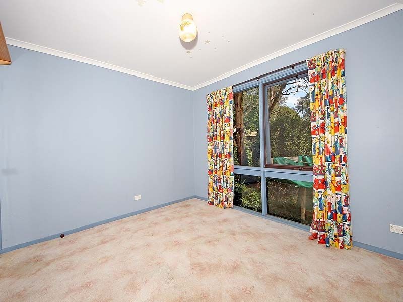 6 James Street, Selby VIC 3159