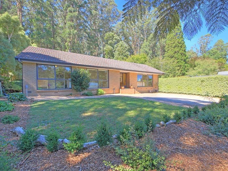 7 Seaview Avenue, Ferny Creek VIC 3786