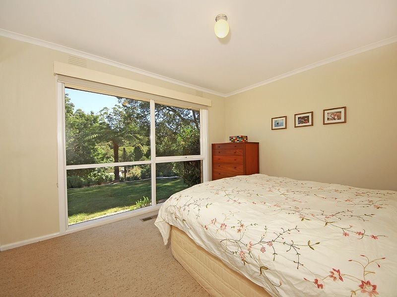 7 Seaview Avenue, Ferny Creek VIC 3786