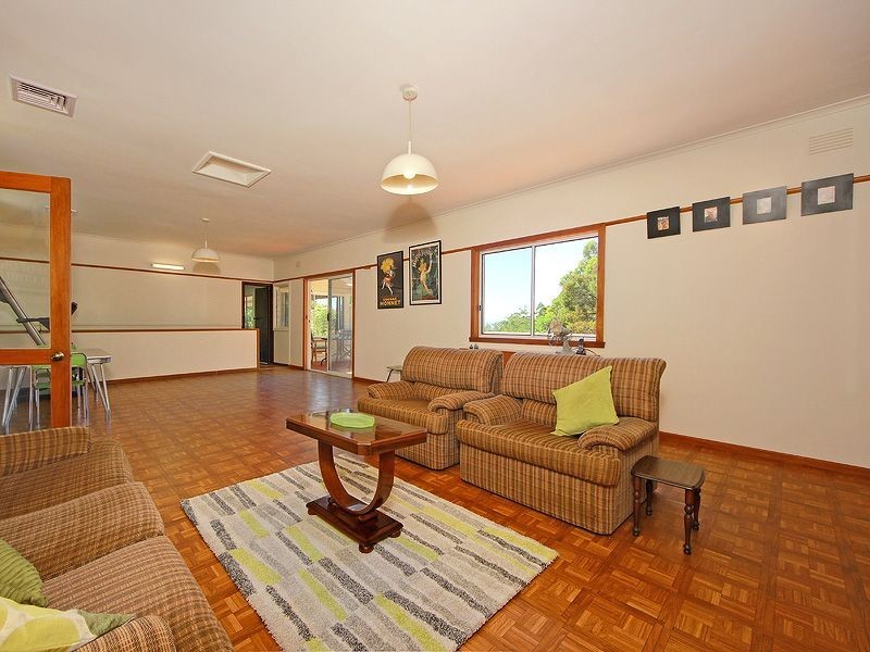 8 Sunnyslopes Rd (Enter via 29 Gleghorn Rd), Kallista VIC 3791