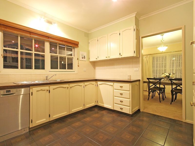 3 Patricia Avenue, Montrose VIC 3765