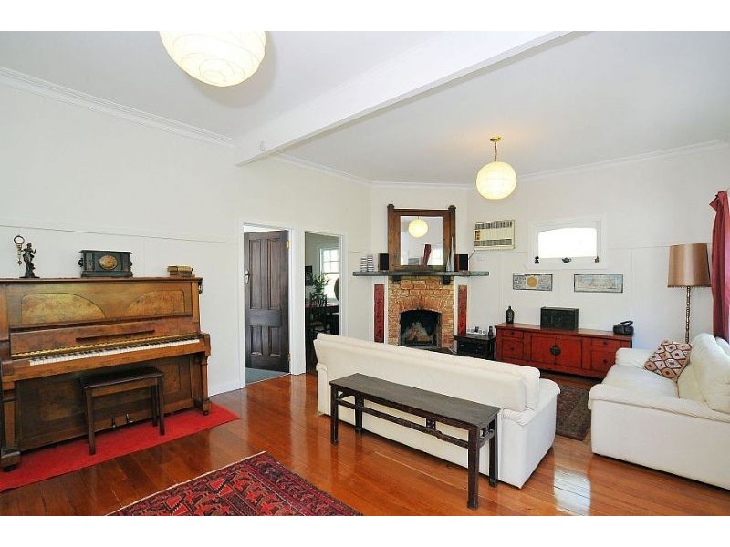 37 Blackwood Street, Tecoma VIC 3160