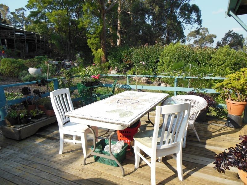 5 Douglas Crescent, Monbulk VIC 3793