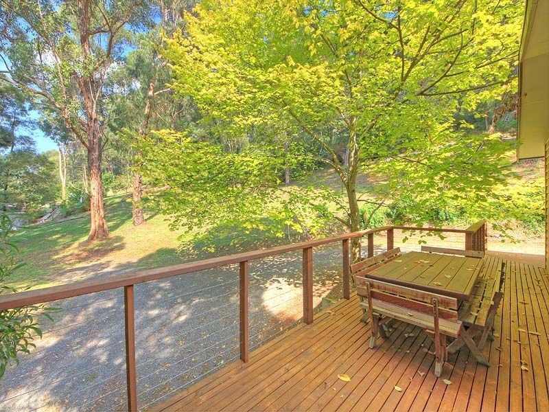 10 Price Road, Kalorama VIC 3766