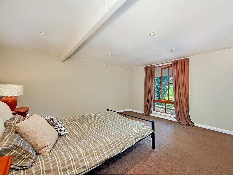 10 Price Road, Kalorama VIC 3766