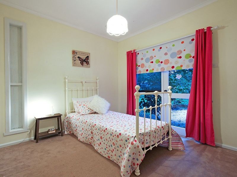 16 Spring Street, Monbulk VIC 3793