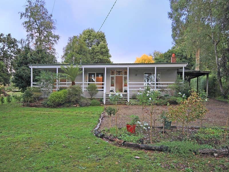16 Spring Street, Monbulk VIC 3793
