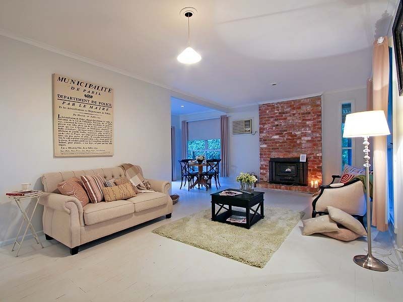 16 Spring Street, Monbulk VIC 3793