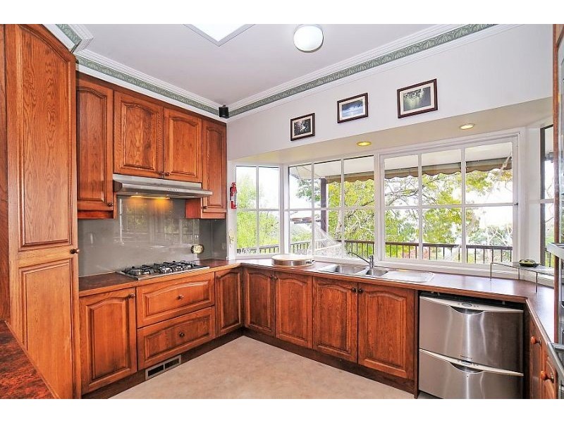 13 Observatory Road, Mount Dandenong VIC 3767