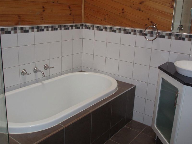 62-64 Chalet Road, Olinda VIC 3788