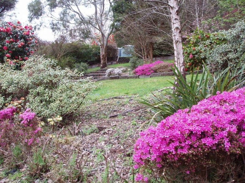 62-64 Chalet Road, Olinda VIC 3788