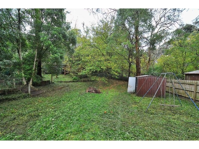 33 Ferndale Avenue, Upwey VIC 3158
