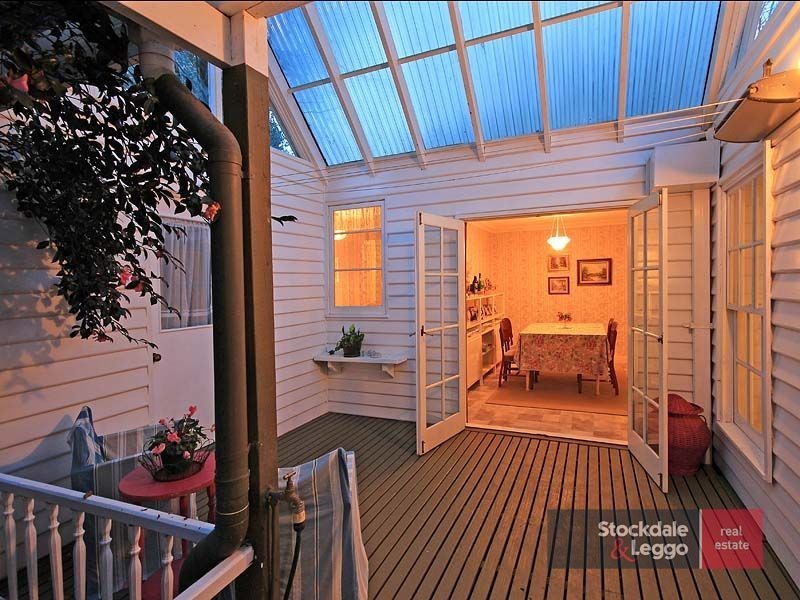 4 Victoria Avenue, Monbulk VIC 3793