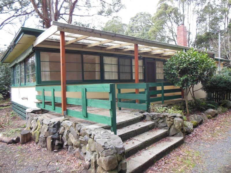 16 Hethersett Road, Sassafras VIC 3787