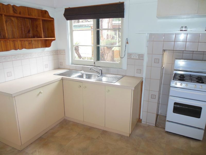 16 Hethersett Road, Sassafras VIC 3787