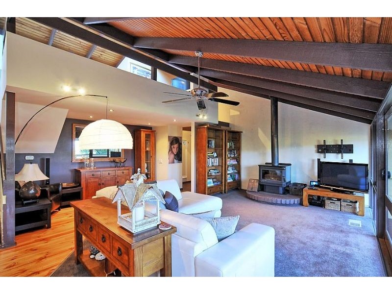 212 Olinda-Monbulk Road, Monbulk VIC 3793