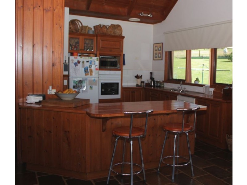 100 Doyles Road, Lucknow VIC 3875