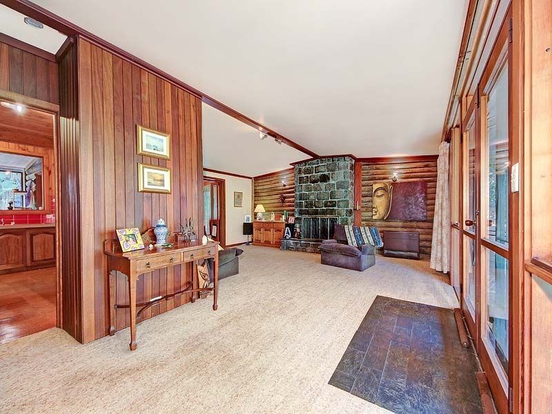 42 Olinda Crescent, Olinda VIC 3788