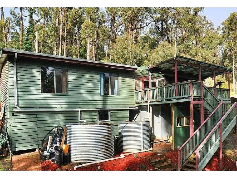 77 Inverness Road, Mount Evelyn VIC 3796