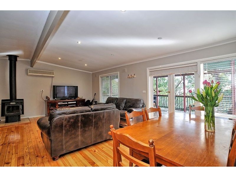 77 Inverness Road, Mount Evelyn VIC 3796