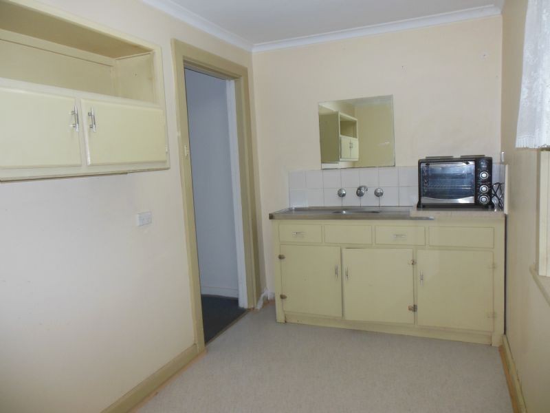 Flat/212 Monbulk Road, Kallista VIC 3791