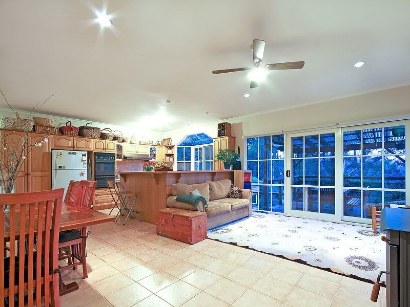 1 The Crescent, Sassafras VIC 3787