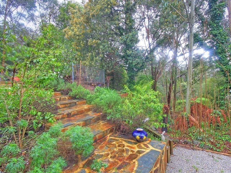 50 Temple Road, Belgrave South VIC 3160