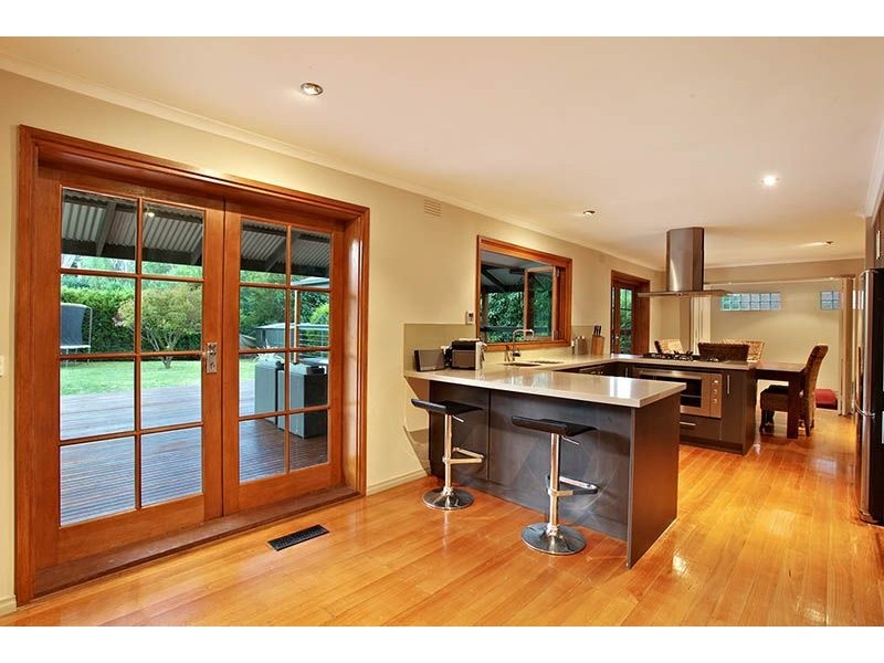 11 Yvonne Road, Mount Dandenong VIC 3767