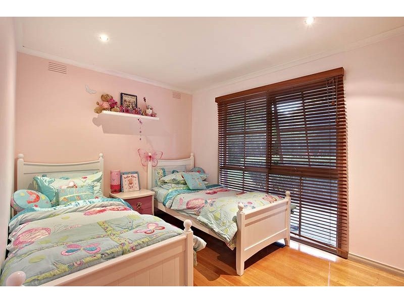 11 Yvonne Road, Mount Dandenong VIC 3767