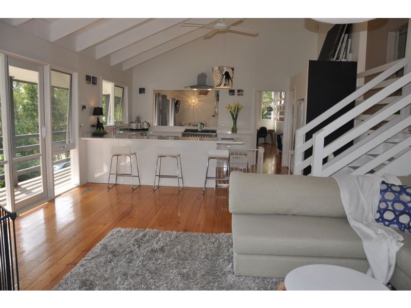 56 Inverness Road, Kalorama VIC 3766