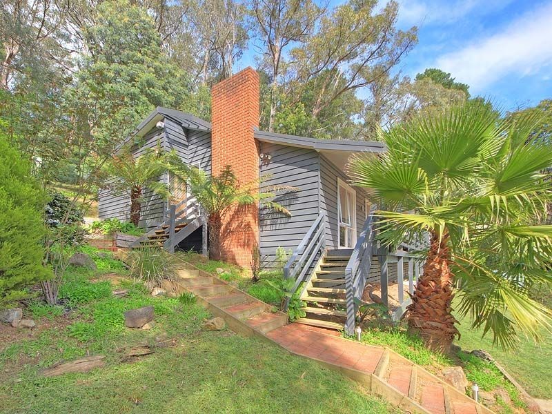 56 Inverness Road, Kalorama VIC 3766