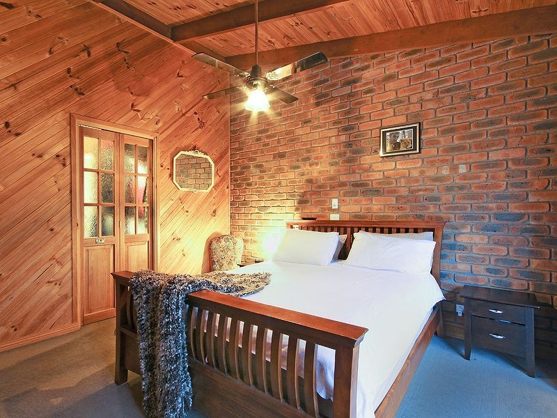 11 Kooringal Road, Upwey VIC 3158