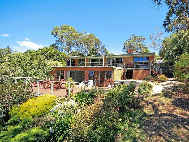 11 Kooringal Road, Upwey VIC 3158