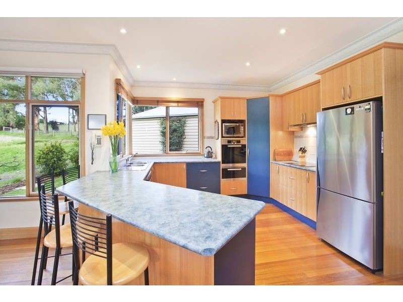 10 School Road, Menzies Creek VIC 3159