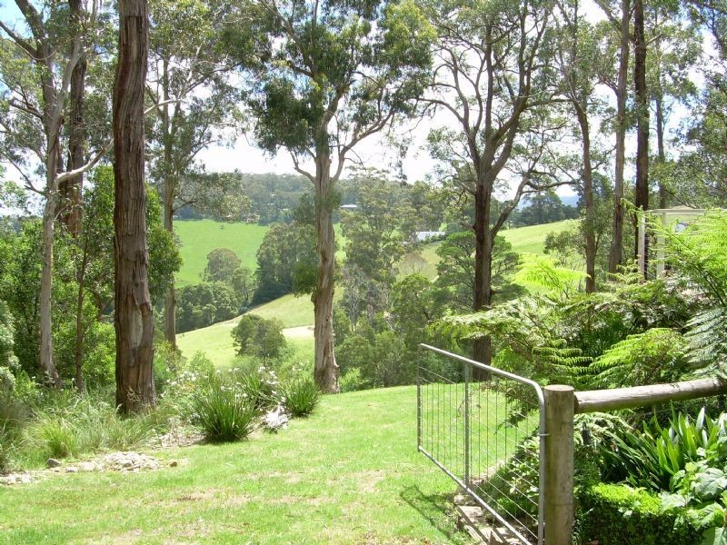 10 School Road, Menzies Creek VIC 3159