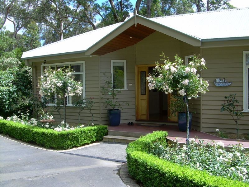 10 School Road, Menzies Creek VIC 3159