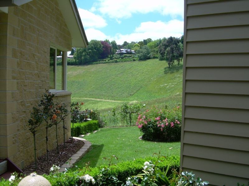 10 School Road, Menzies Creek VIC 3159