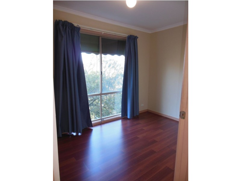 2/9 Olivette Avenue, Upper Ferntree Gully VIC 3156