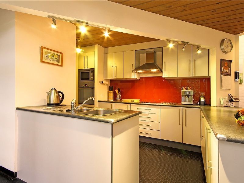 12 Helen Street, Mount Dandenong VIC 3767