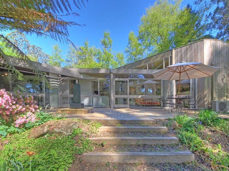 12 Helen Street, Mount Dandenong VIC 3767