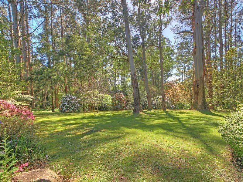 12 Helen Street, Mount Dandenong VIC 3767