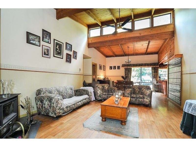 29 Ternes Road, Upwey VIC 3158