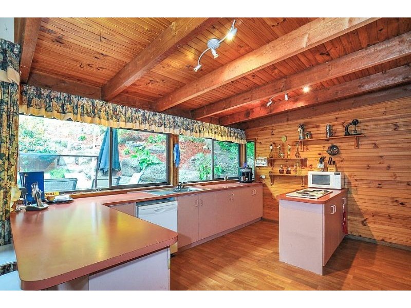 29 Ternes Road, Upwey VIC 3158