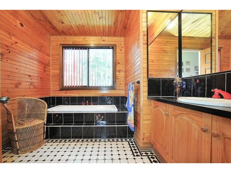 29 Ternes Road, Upwey VIC 3158