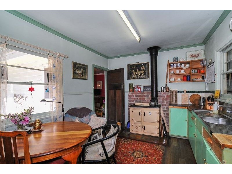 15 Greenwell Road, Selby VIC 3159