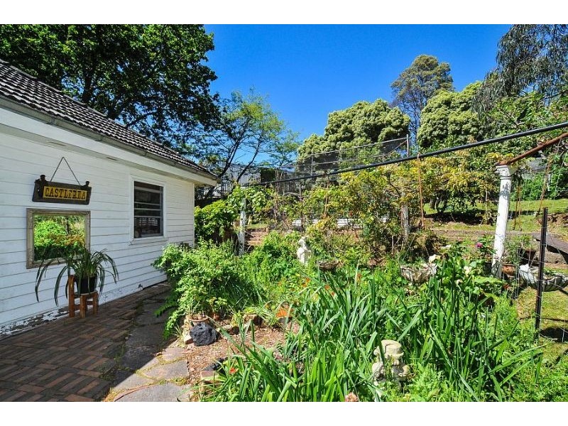 15 Greenwell Road, Selby VIC 3159