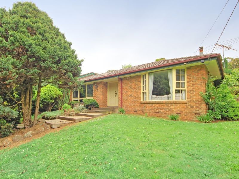 3 Gladys Court, Mount Dandenong VIC 3767