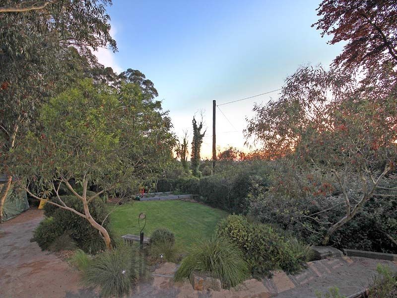 18 Everest Crescent, Olinda VIC 3788